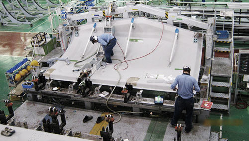 航空機の部品製作・組立